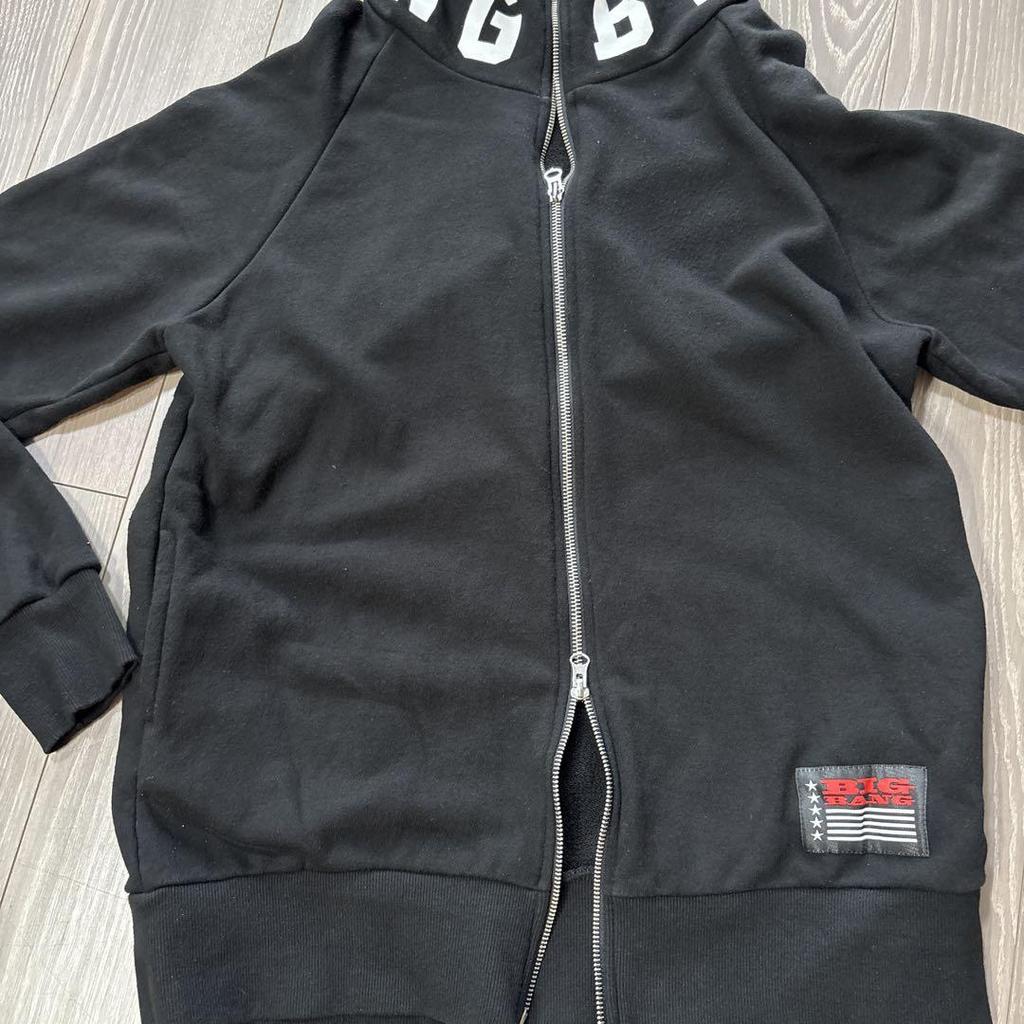 [USED] BIGBANG Black Hooded Zip-Up Hoodie