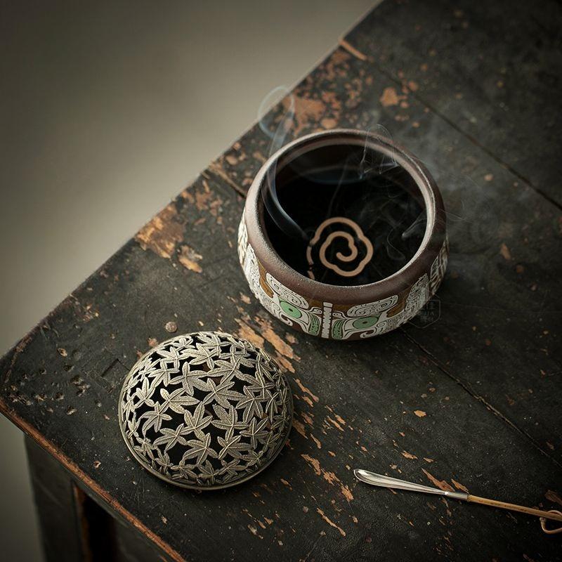 Ceramic Incense Burner Vintage Chinese Retro Sandalwood Agarwood Aromatherapy for Home Office Meditation Yoga Decor