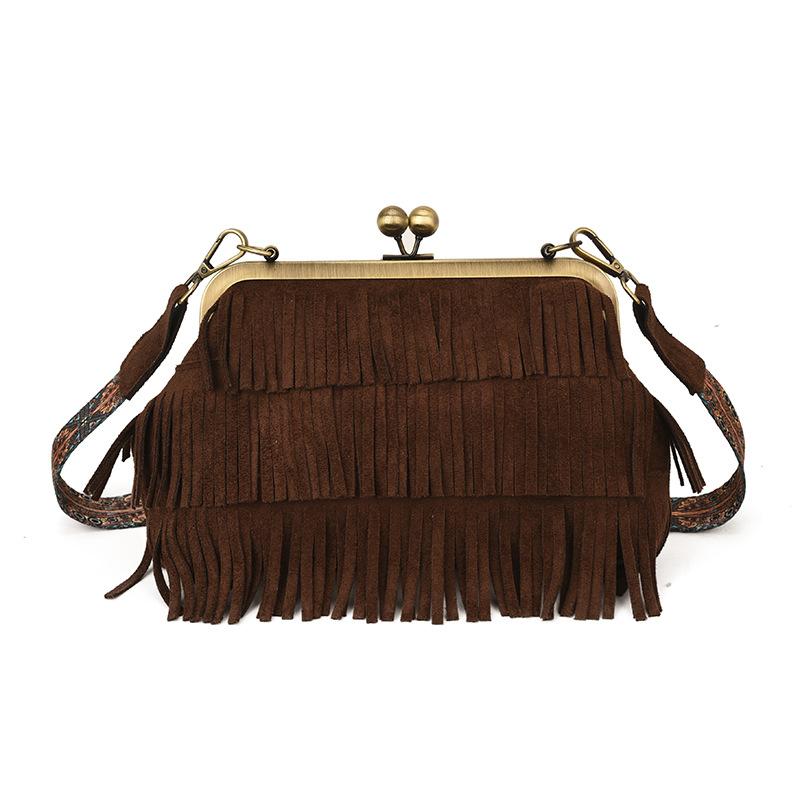 

Top Metal Frame Shell Handbags Female Pearl strap Women Trend Shoulder Long Tassel Bags Ladies Daily Fringe Bags Hand Purse Bags кофейный