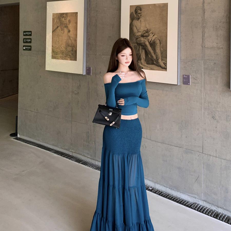 

Thai Niche Aristocratic Slim-Fit Two-Piece Set: Figure-Flattering Long Skirt & Noble Cool Top L