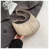 French Retro Niche Design Crescent Bag Underarm Bag Versatile Simple Casual Commuting Shoulder Crescent Bag Small Satchel