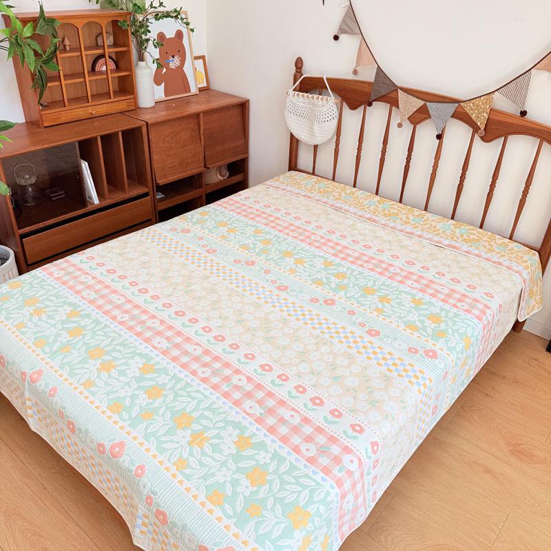Pure Cotton Six-Layer Gauze Mat: Cool, Soft, and Thick - Perfect for All Seasons, Babies, and Dorm Beds