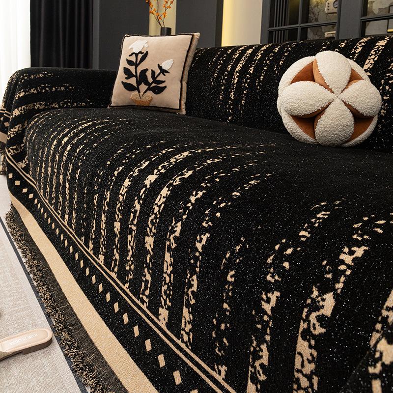 

Роскошная высококачественная ткань-накидка на диван универсальна для всех сезонов, новинка 2025 года, нескользящий чехол-накидка на подушку дивана, универсальное одеяло с полным покрытием 180*340cm