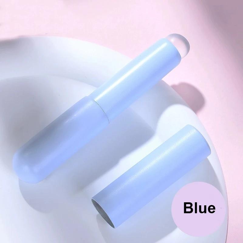 

Трехцветные многоразовые силиконовые кисточки для губ с колпачками: скошенная гибкая головка кисти, многоцелевой консилер, тени для век, блеск для губ; легко чистить компактный