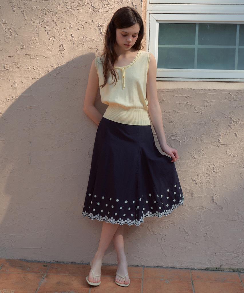 Aueonoseuteljia Prairie Flower Embroidered Skirt_Navy(Ob6Sk07)