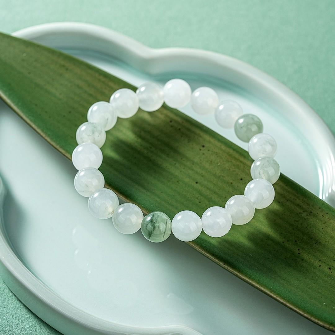 New Chinese Style Tianshan Jade Ice Translucent Women s Bracelet - Gradient Round Beads, Luck-Attracting Niche Design.