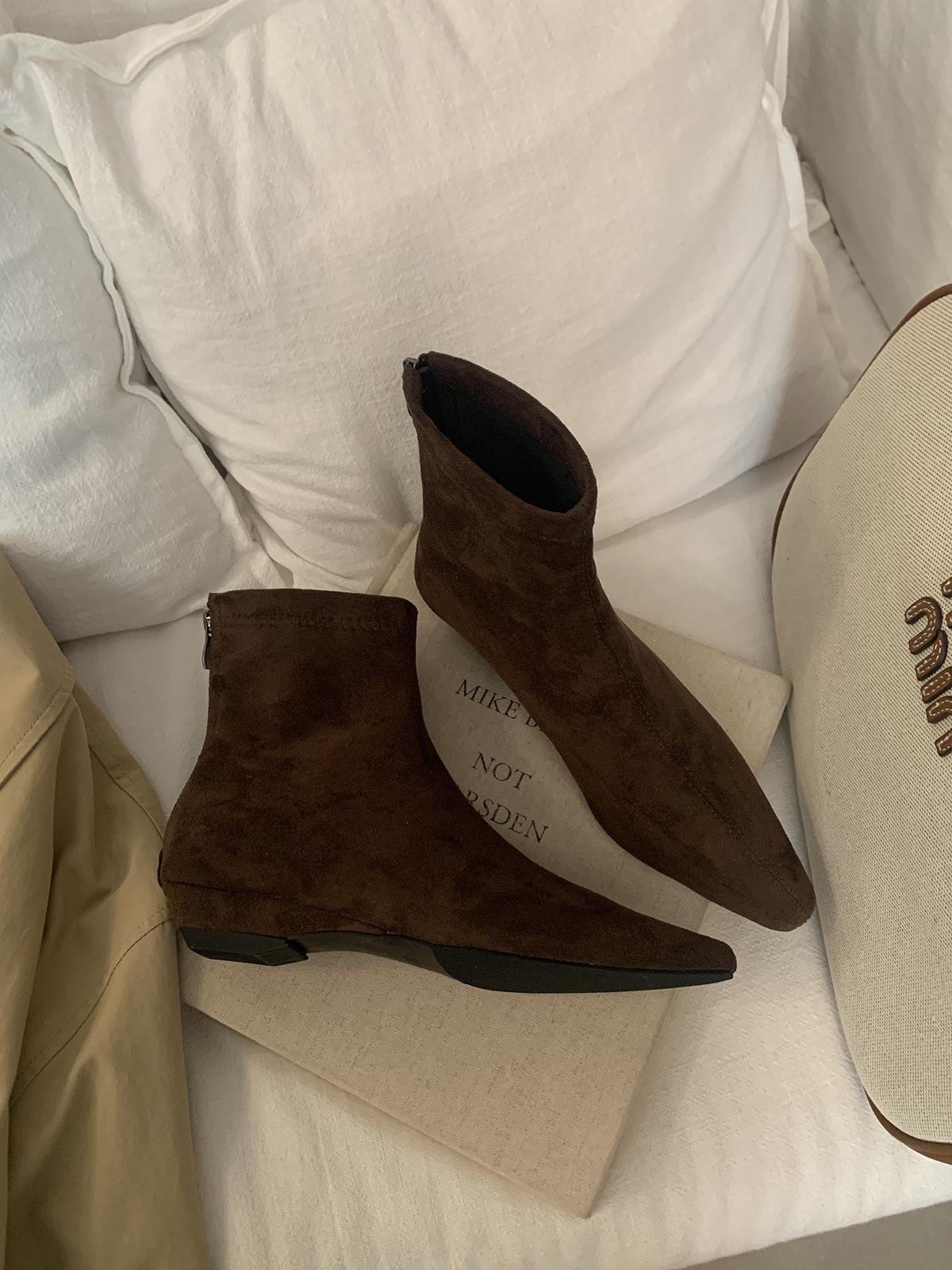 2025 super fire small short boots retro suede explosion autumn and winter thin boots Korean flat-bottomed temperament boots 40 темно-коричневого