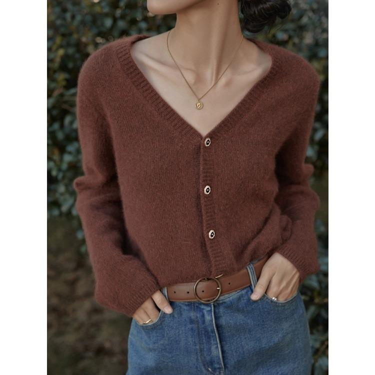 Spring and Autumn V-neck Sweater Cardigan Jacket for Women Loose Gentle Knitted Top