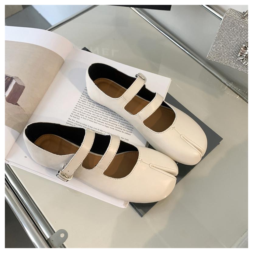 Fashion Tabi Ninja Shoes Women Flats Ballet Split Toe Ballerinas Ladies Casual Loafers Female Moccasins Comfort Autumn  Footwear