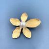 Yousheng Five Petal Flower Brooch Fashionable Vintage Beautiful Charming Delicate Elegant Brooch Women Accessories