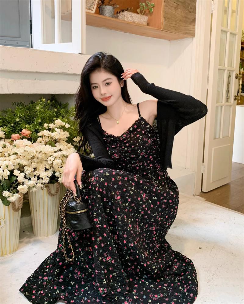 

Комплект женского модного шаля и платья-слинга больших размеров - Летний тренд 2025 4XL (165-180 kg)