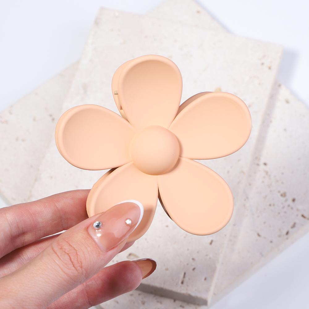 1Pcs Women Solid Color Flower Acrylic Hair Claw for Girls Sweet Pearl Hair Clamps Hair Crab Headband Clips Hair Accessories