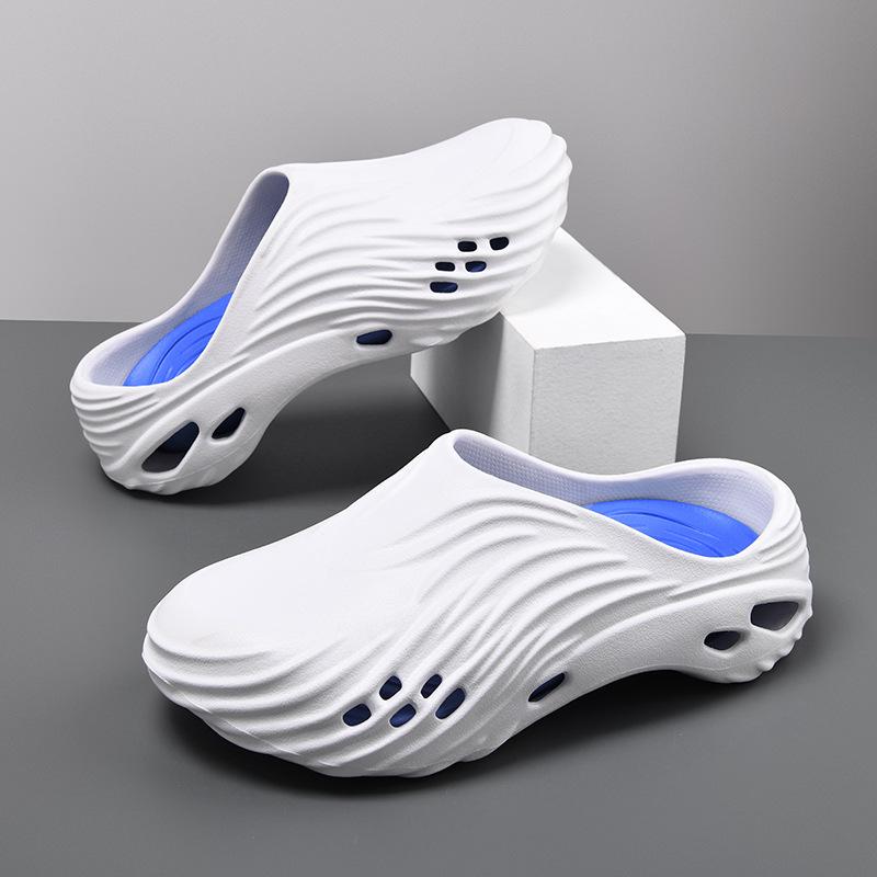 Slippers men's summer bag head hole shoes men's wear sandals men's trendy personality outdoor wading beach shoes