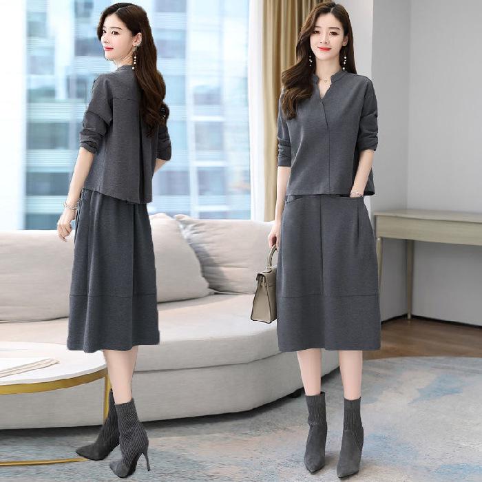 Women's Spring 2025 Fashion Slimming Two-Piece Dress Set - Stylish and Age-Reducing for Mature Women