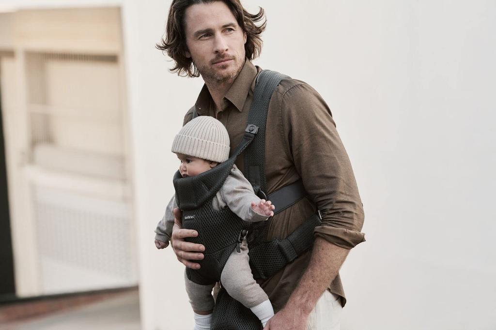 Baby Bjorn Nosítko MOVE Airy Mesh Black