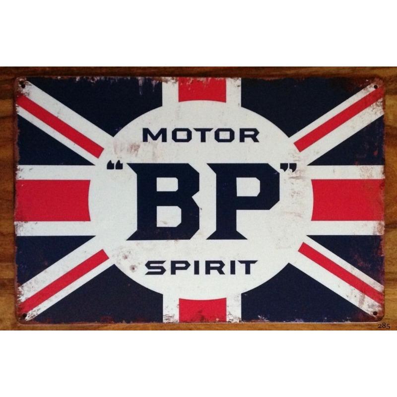 Vintage Metal Wall Decor for Kitchen Bar Cafe Interior