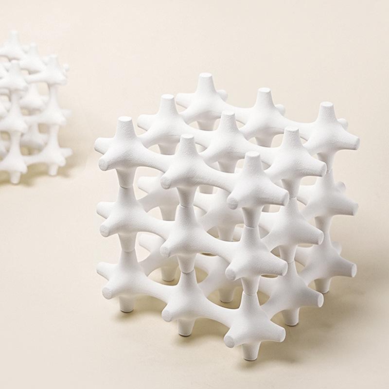 

Простой современный геометрический кубик Рубика, кубик из смолы, модель, украшение для комнаты, кабинета, столешницы, мягкие украшения