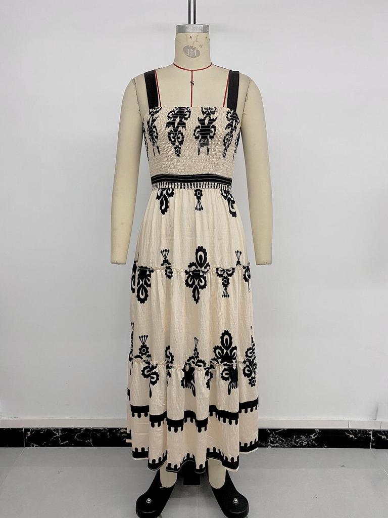 2026 Retro Ethnic Vacation Dress: European & American Spaghetti Strap Style