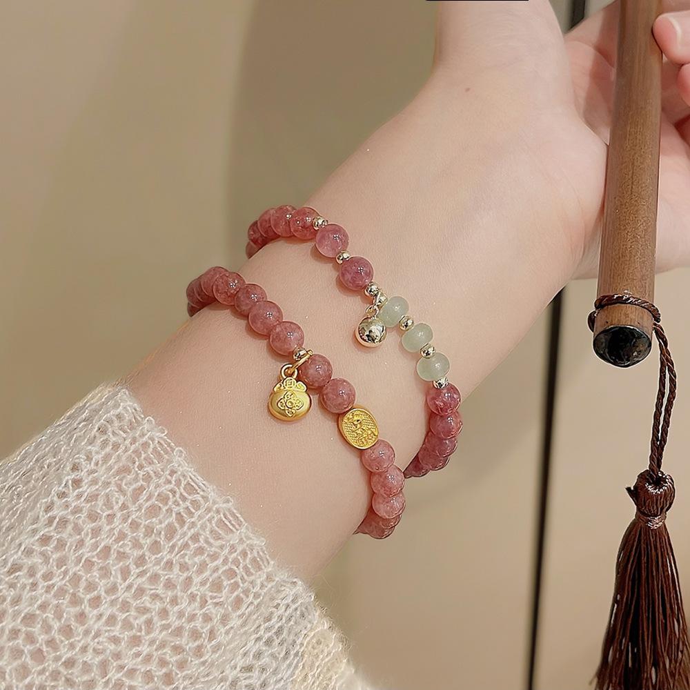 New Chinese Strawberry Crystal Blessing Bag Pearl Bracelet Girl High Sense Niche Design Sense Beaded Bracelet Couple Jewelry.