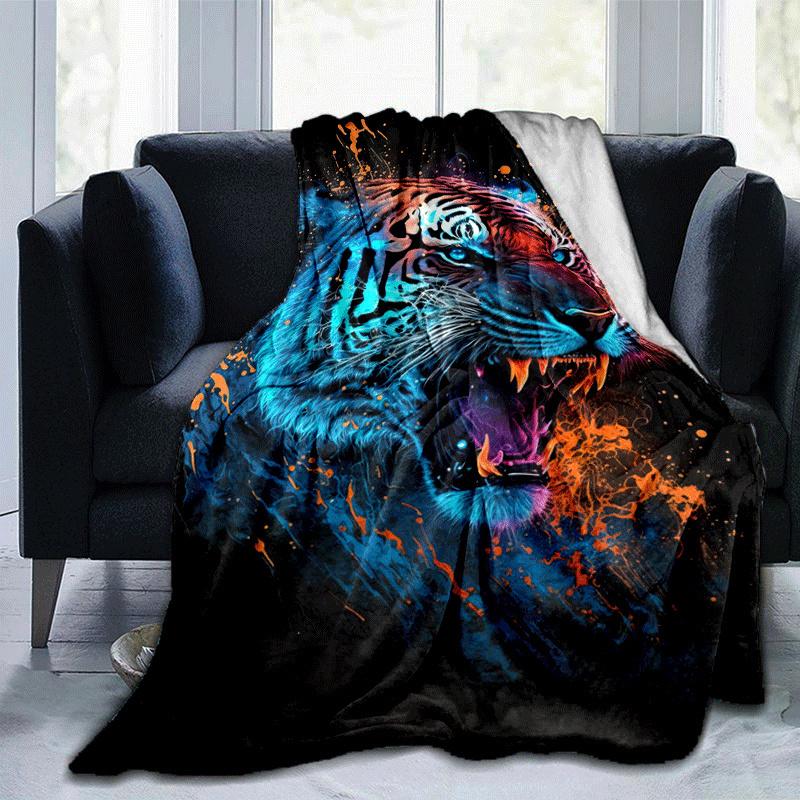 1pc Tiger Printing Lightweight Flannel Blanket, Comfortable and Warm Blanket, for Camping Sofa Bed and Couch Office, Suitable for Gift Blanke