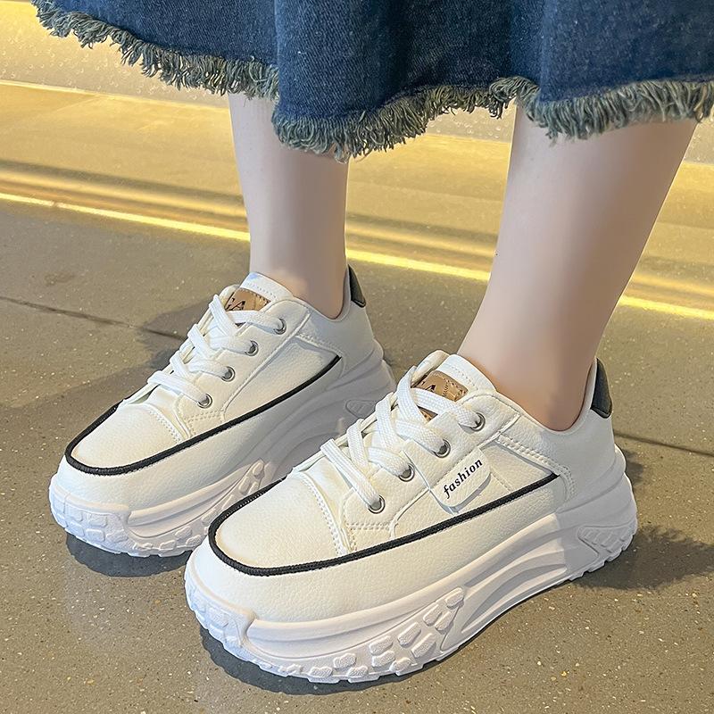 

Korean version of sports shoes women s spring and autumn new trend student casual sports shoes women s thick-soled heightening sports shoes 40 білий
