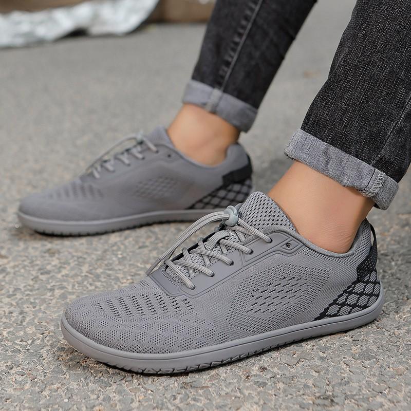 Unisex Wide Toe Box Barefoot-Style Running Shoes Breathable Flyknit Mesh Sneakers Walking Gym