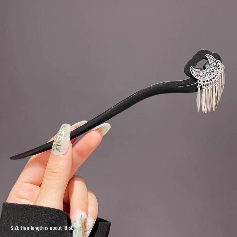 Sandalwood Women's Hairpin: Elegant Modern-Chinese Style Wooden Updo Stick