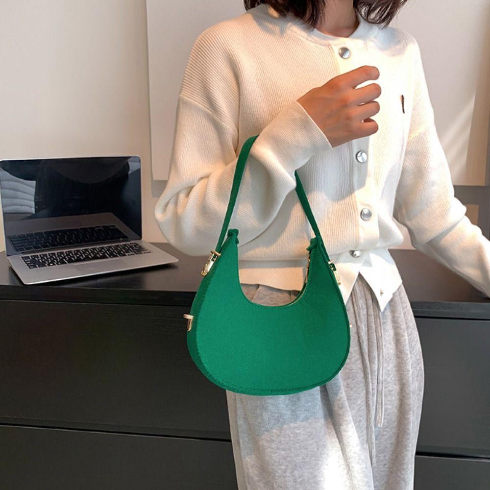 Korean Style Cloth Shoulder Bag Solid Color Felt Handbag Versatile Underarm Bag  Girls