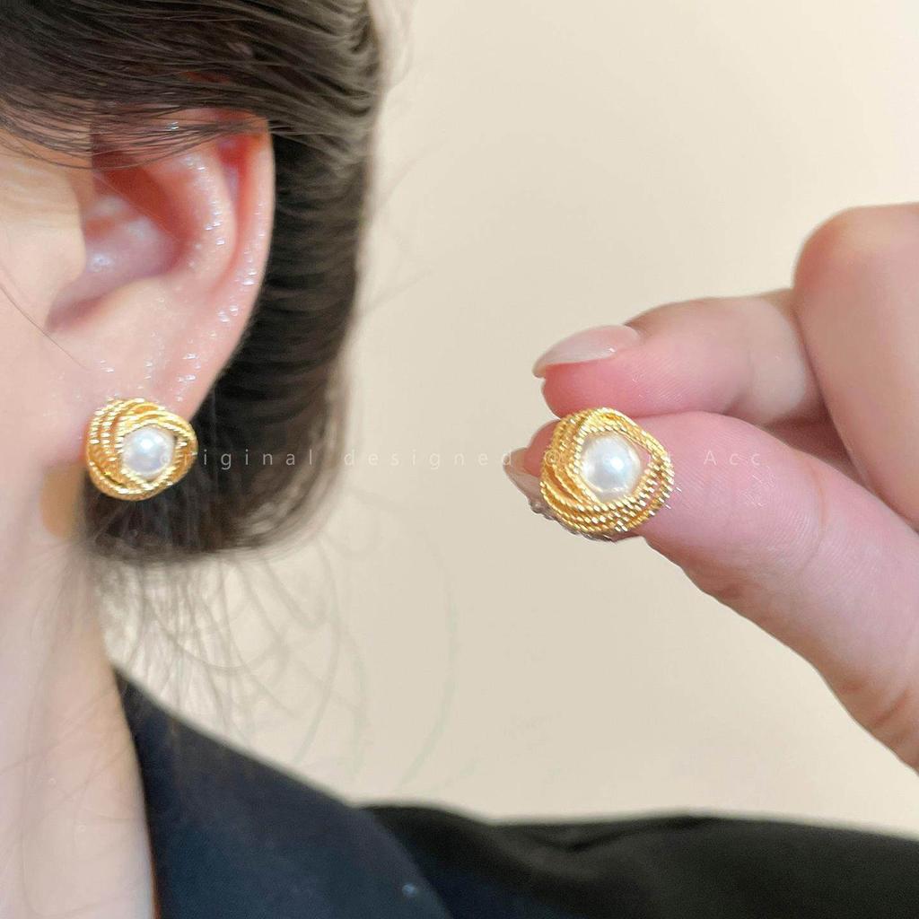 S925 Silver Needle French Small Fragrant Wind Wrapped Pearl Stud Earrings Light Luxury Niche Earrings Earrings