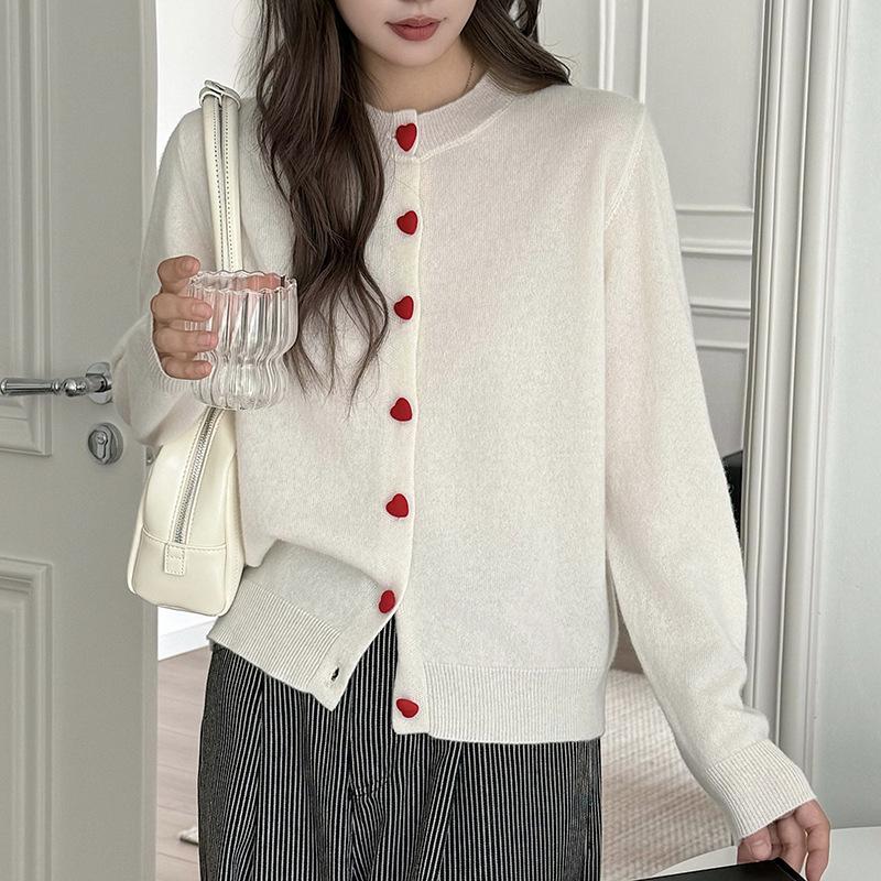 Korean Style Autumn/Winter Heart Button 100% Wool Cardigan for Women – Round Neck Versatile Sweater Coat