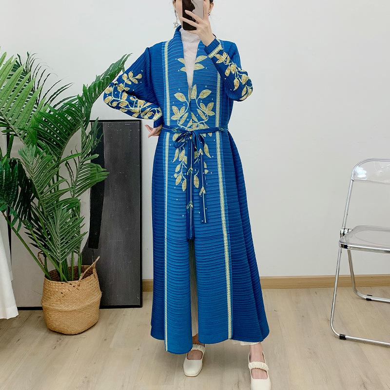 

Дубайское вечернее платье: Модный длинный халат с драпировкой и горячим тиснением в ближневосточном стиле One Size синий