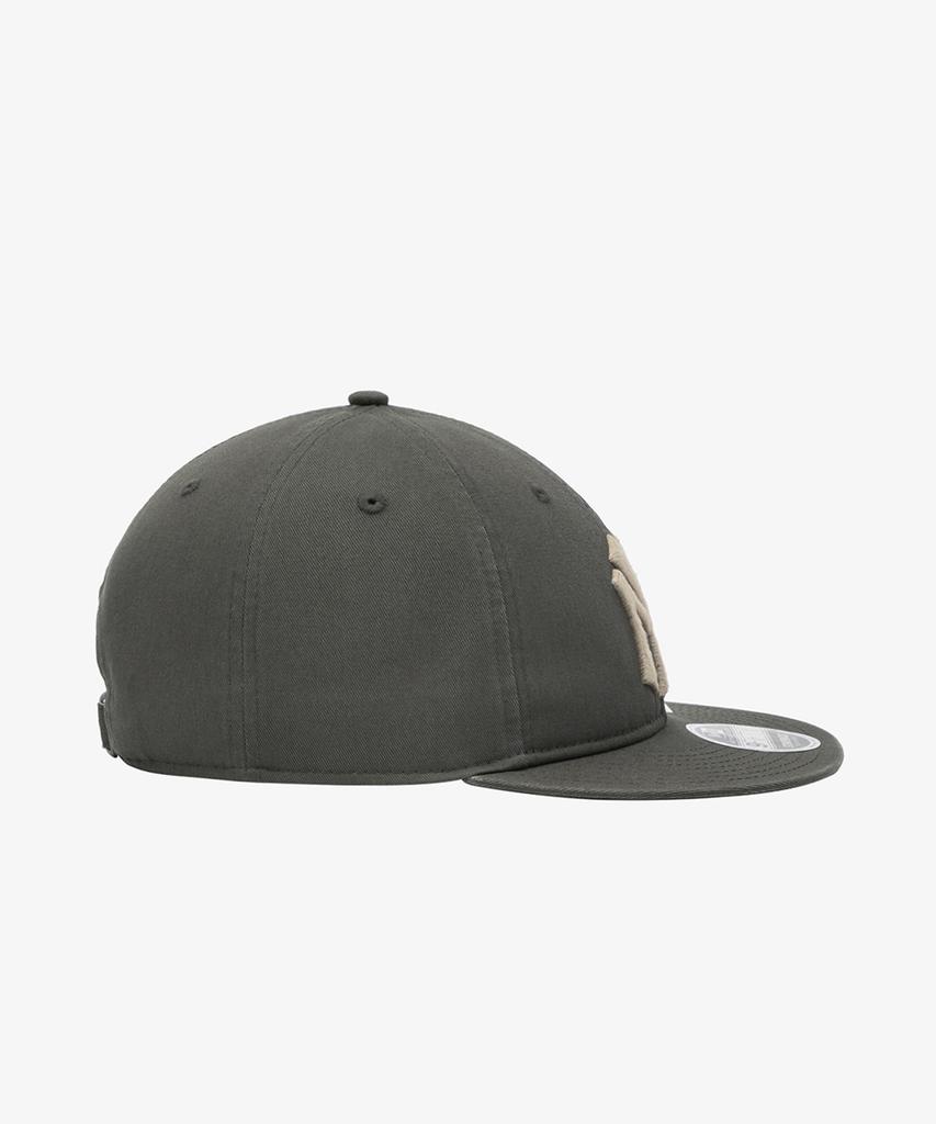 New Era Mlb Cooperstown New York Yankees Big Logo Retro Crown Strapback Dusty Charcoal