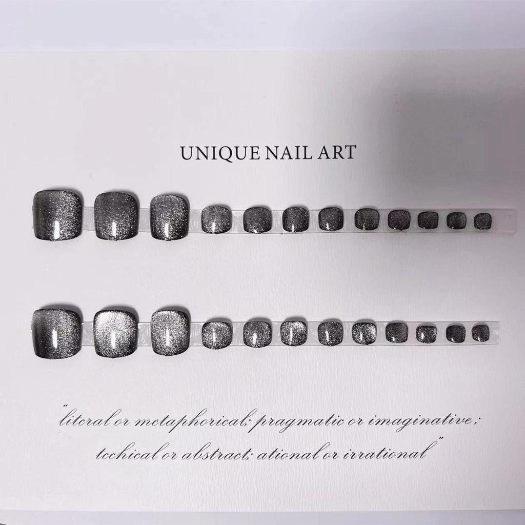 Handmade Black Cat Eye Crystal Toenail Tips Press-On Nails with Whitening Effect