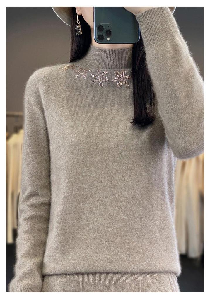 Autumn/Winter Rhinestone Embellished Knit Pullover - Women's Semi-High Neck Long Sleeve Top