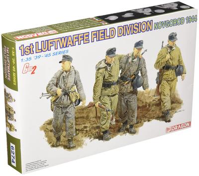 Platz II wojny światowej Niemieckie Siły Powietrzne 1. Dywizja Polowa Nowogród 1944 Model Plastikowy DR6274 1/35