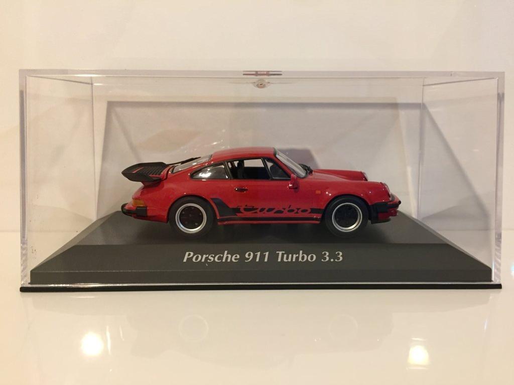 Maxichamps Scale Diecast 940 069000 1979 Porsche 911 Turbo Red 1/43 - 3.3 -