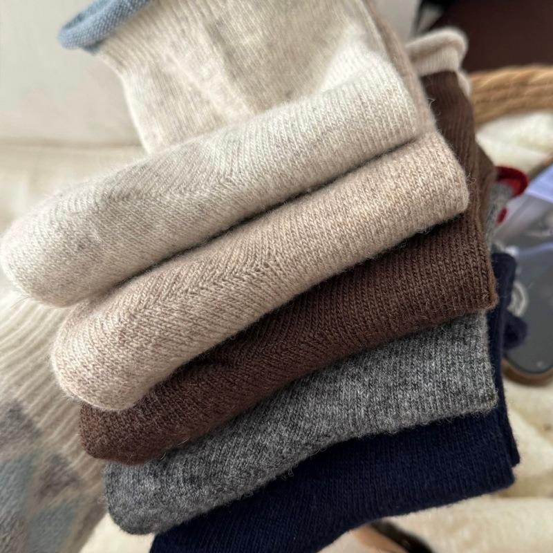 Grey Socks, Women's Autumn and Winter Pure Cotton Mid-calf Socks, Thickened Warm Wool Long Socks, Rolled-up Pile Socks, Winter
