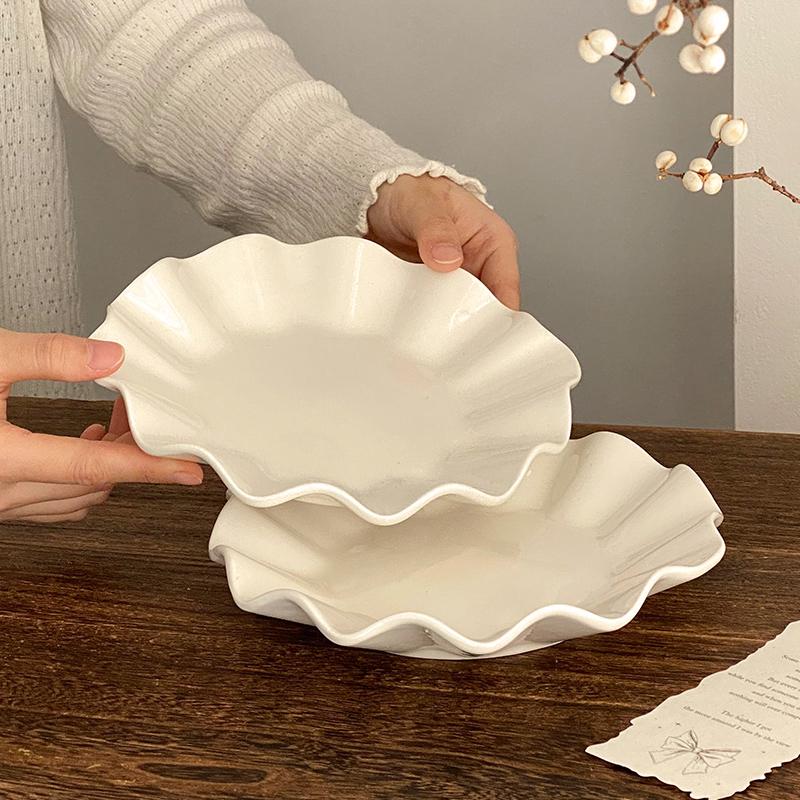 Creative Wave Flounce White Ceramic Dish Household 8 Inch Afternoon Cake Dessert Plates Nordic New Simple Light Luxury Tableware