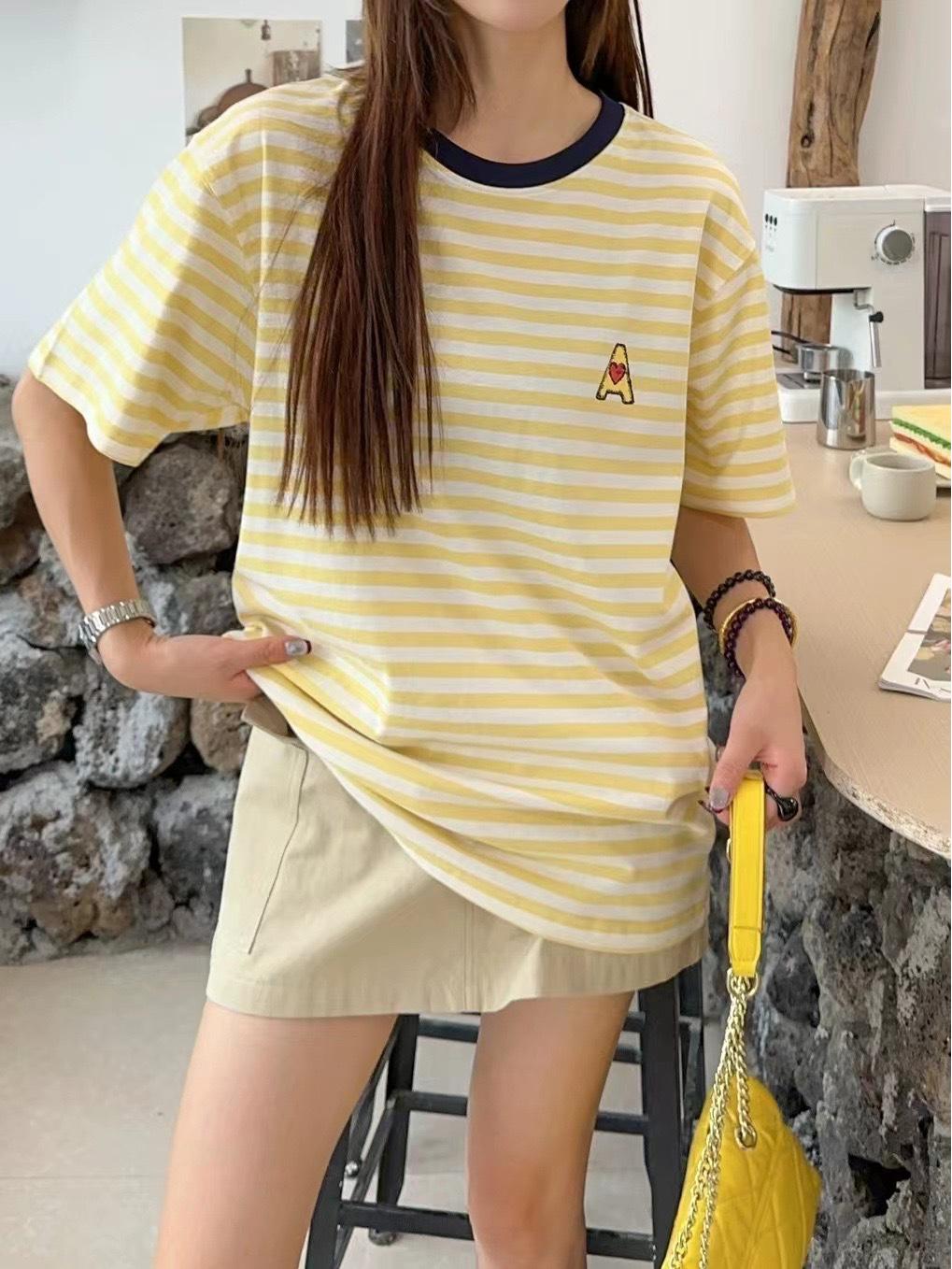 

Women s Striped Candy Color Loose Knit T-shirt - Short Sleeve, Round Neck, Embroidered, Versatile Size 2 жёлтый