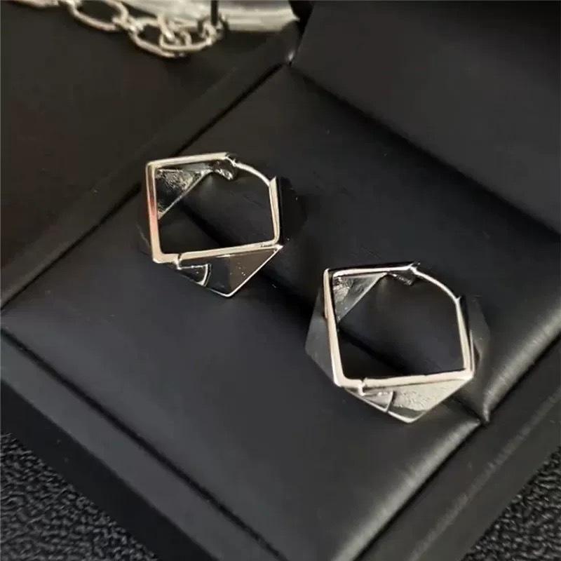 High-End Silver 3D Diamond Irregular Design Ear Clip Earrings - European & American Cold Style