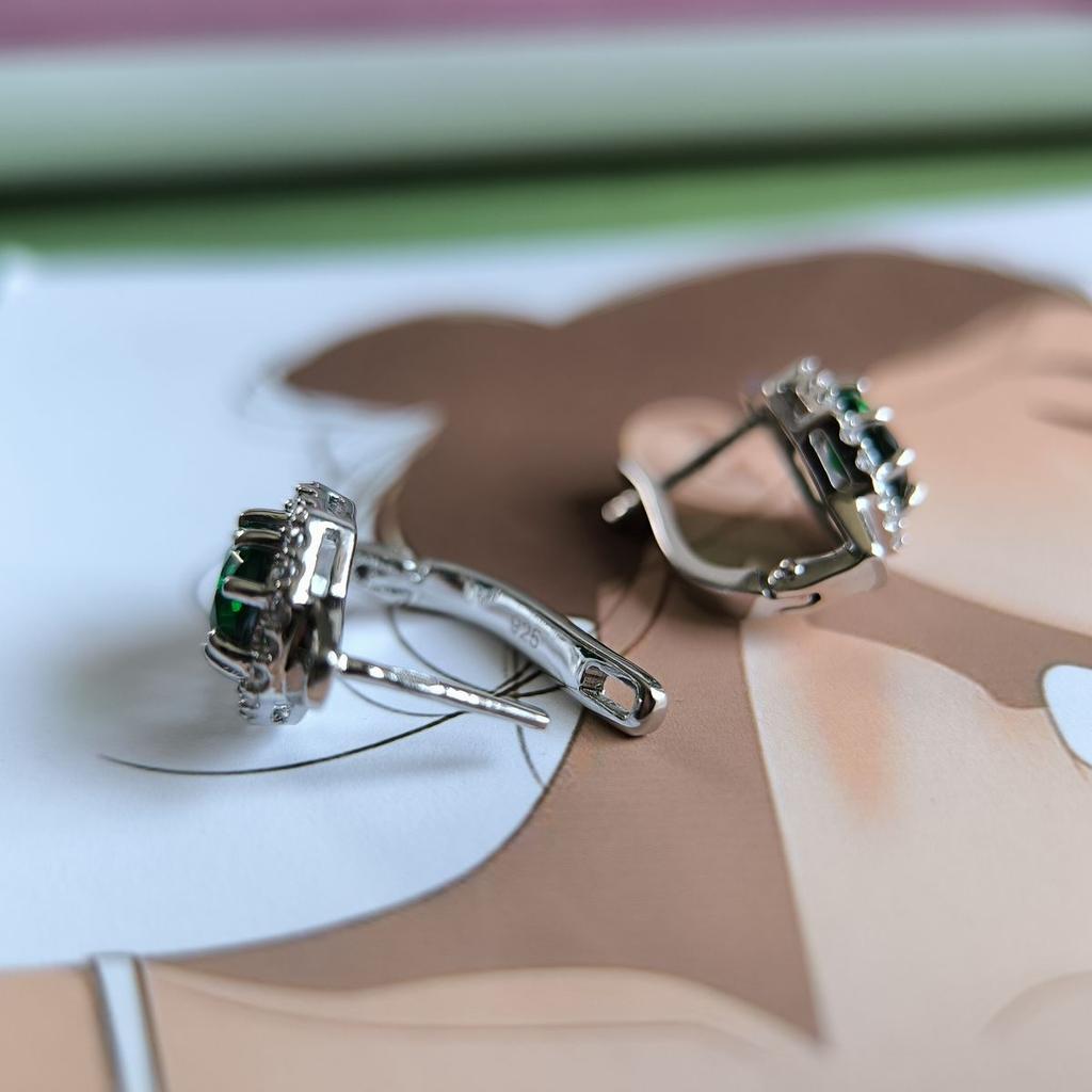 Silver Earrings with Nano Emerald 2.802ct (2192183)