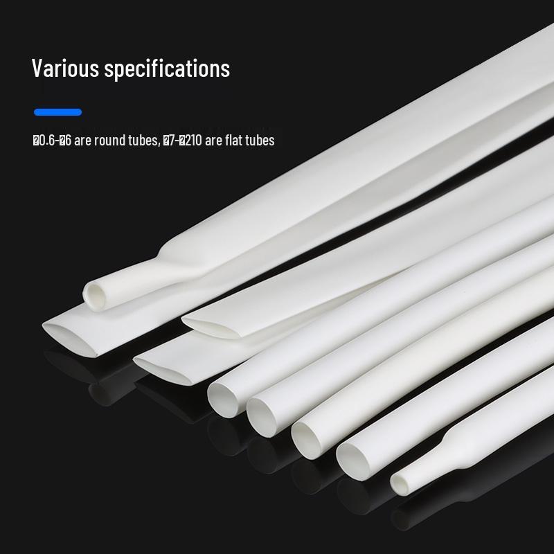 Weißer Schrumpfschlauch zur Isolierung und zum Schutz von Kopfhörer- und Ladekabeln