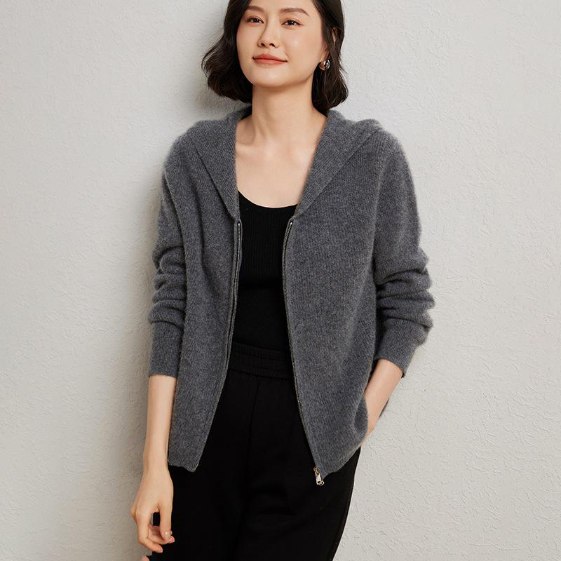 Women's Slim-Fit Wool Hooded Cardigan: Zippered, Long-Sleeve, Tight Cashmere Knitwear for Autumn & Winter