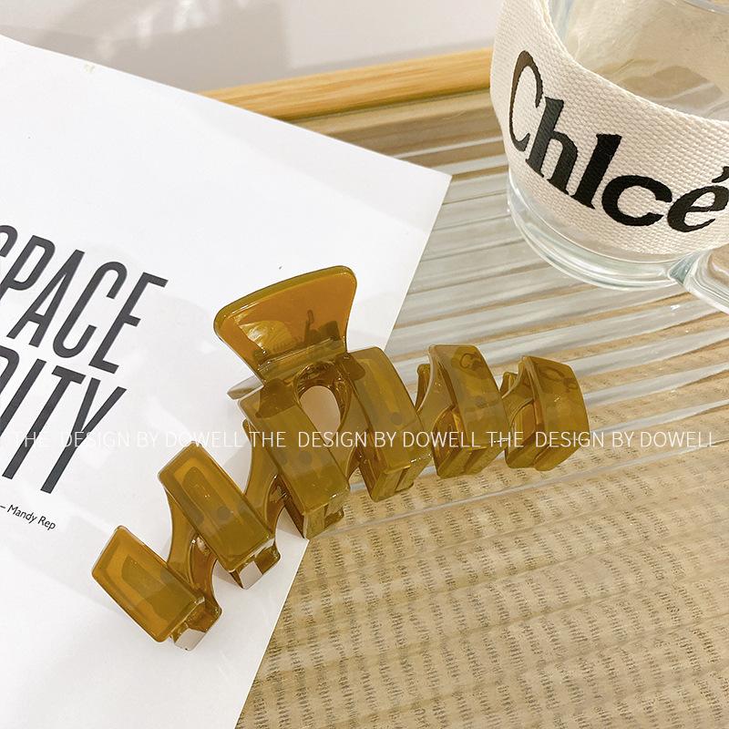 Fashionforward Hair Resin Grab Clip In Stylish Deep Green And Late Sunset Red For Trendy Looks