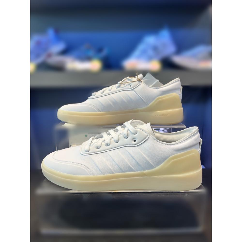 

Кроссовки унисекс adidas Coat Revival HP2603