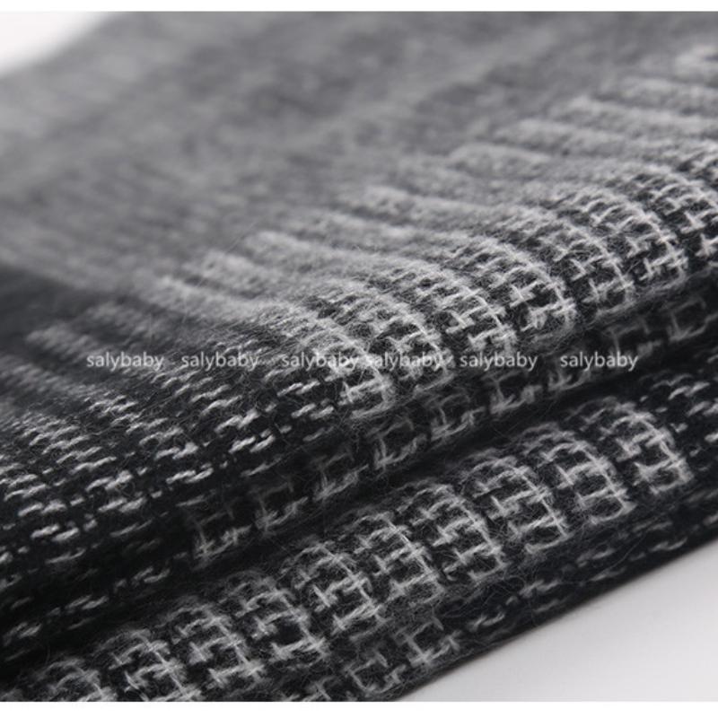 Fan Da Square Contrasting Color Plaid Scarf, Male and Female Couples Square Wool Scarf, Korean Version of the Big Shawl