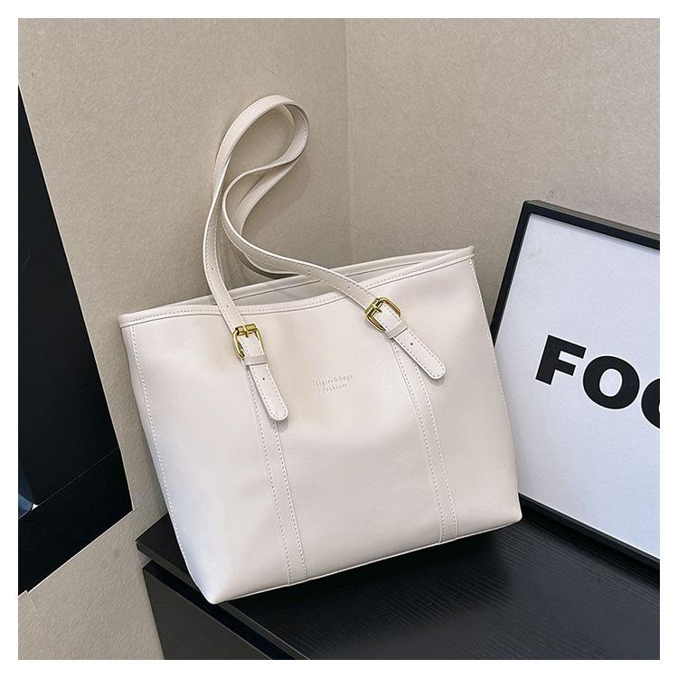 Contrasting color retro large-capacity bag women's autumn and winter new trendy tote bag student leisure commuter bag