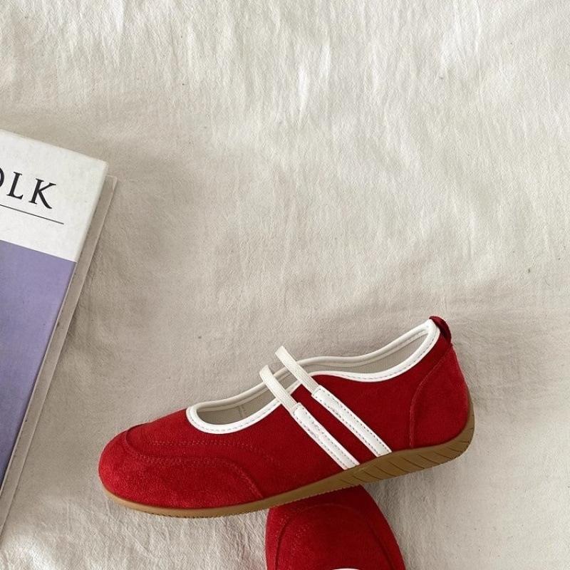 Versatile retro red Mary Jane shoes women's new flat-bottomed ballet sports and leisure shallow mouth single shoes