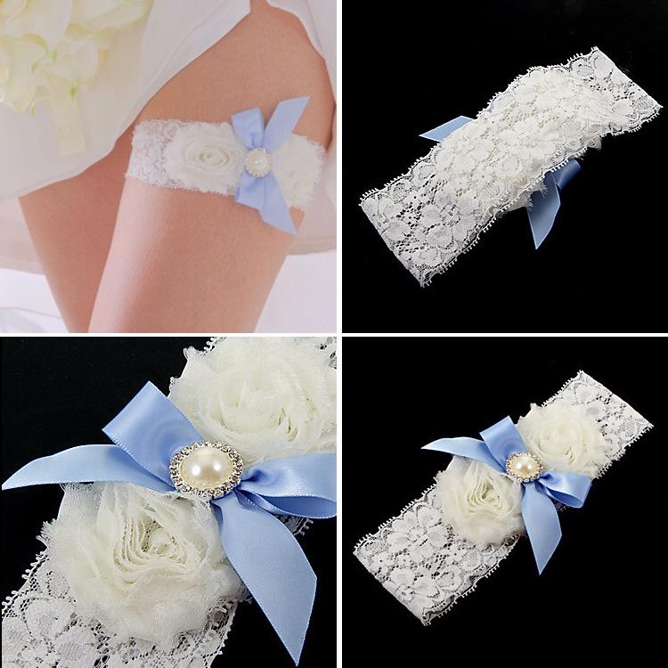 Western Wedding Bride Garter with Lace Floral Applique Decoration