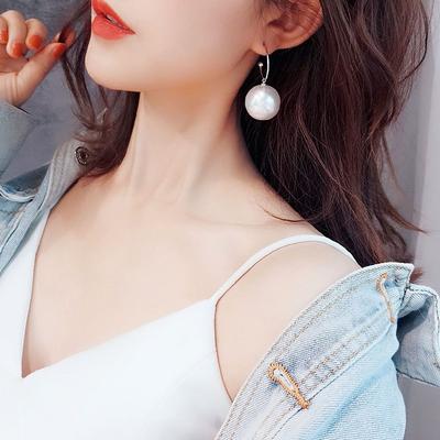 Tendance Perle Exagérée Grande Boule Perle Pendentif Mode Accessoires Boucles d'Oreilles Clous Blanches Boucles d'Oreilles Pendantes Boucles d'Oreilles Pendantes Bijoux
